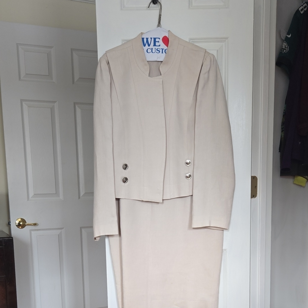 Louben Sz 16 Ivory Linen V-neck Sleeveless Dress W/ Open Jacket. 2 PCs.
